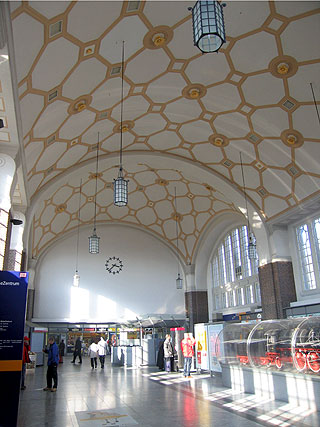 Bahnhof, Darmstadt